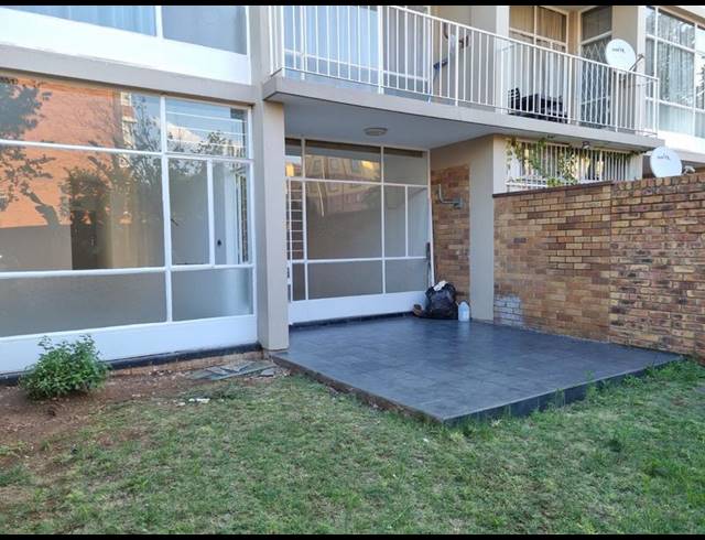 2 BEDROOM APARTMENT FOR SALE IN MARLANDS